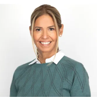 Photo of Dr. Alegria Dagostino, DMD