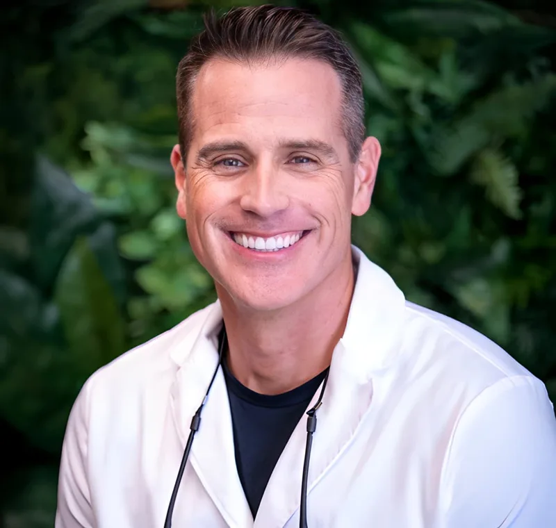 Photo of Dr. Alexis Dyann Lyons