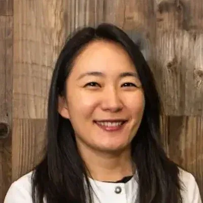 Photo of Dr. Anna Hsu, DDS MS
