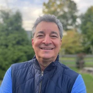 Photo of Dr. Carlos Gomez, DMD