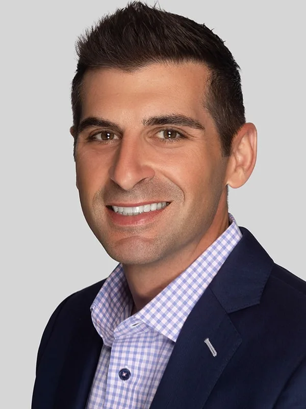 Photo of Dr. Carmen Cicalese, DMD