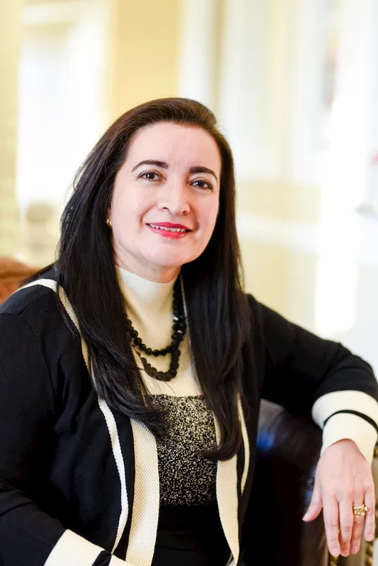 Photo of Dr. Carmen Yamily Paez De Mendoza