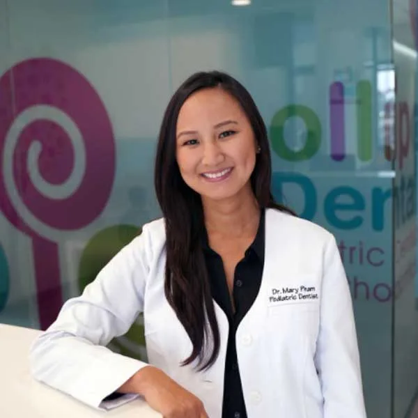 Photo of Dr. Christina Maldonado, DMD