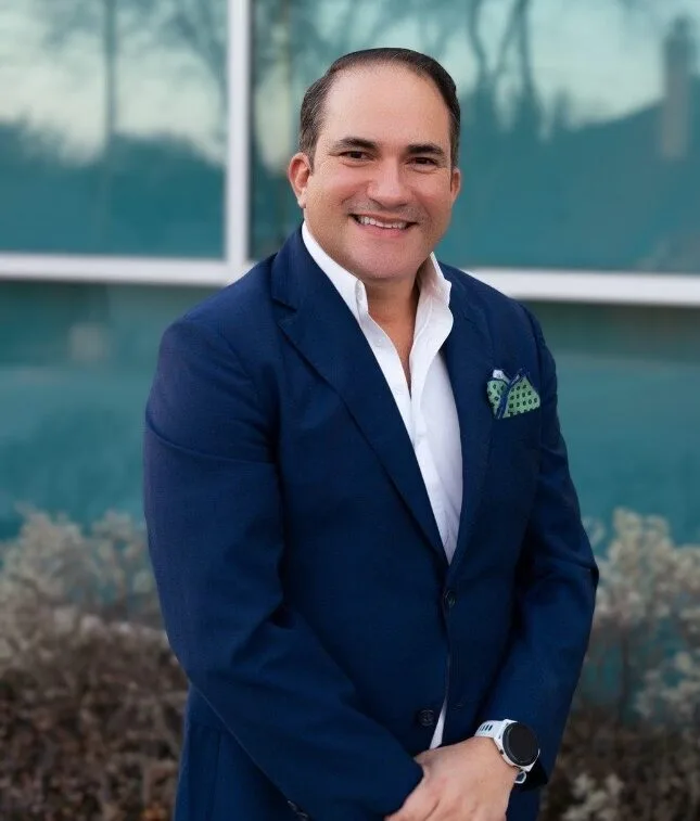 Photo of Dr. Ciro Cabal