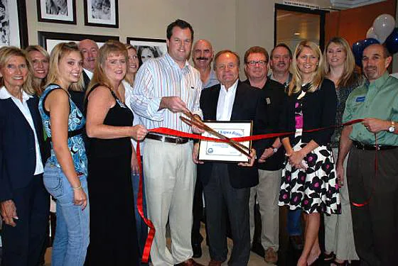 Photo of Dr. Damian Newhart