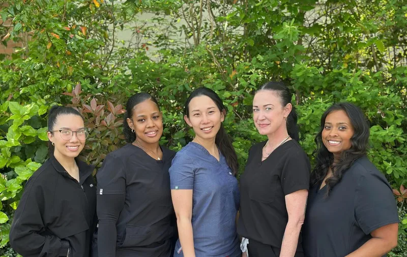 Photo of Dr. Darin Alain Vierra, DMD