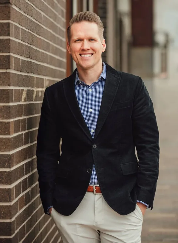 Photo of Dr. David Timothy Garlock