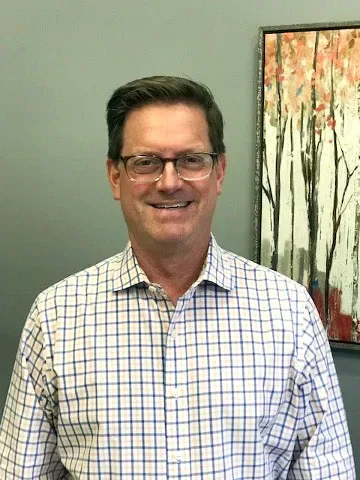 Photo of Dr. Douglas J Thompson, DDS