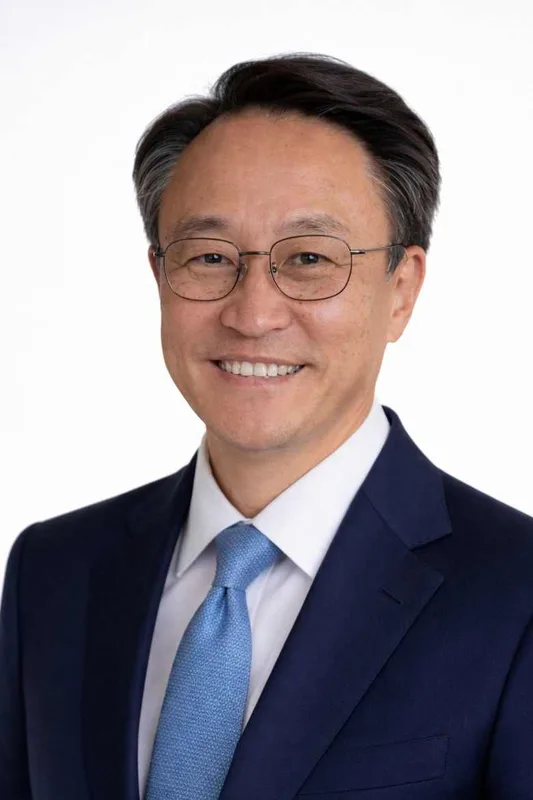 Photo of Dr. Edward Chun, D.D.S.