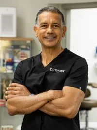 Photo of Dr. Efrain Humberto Chara, D.D.S.