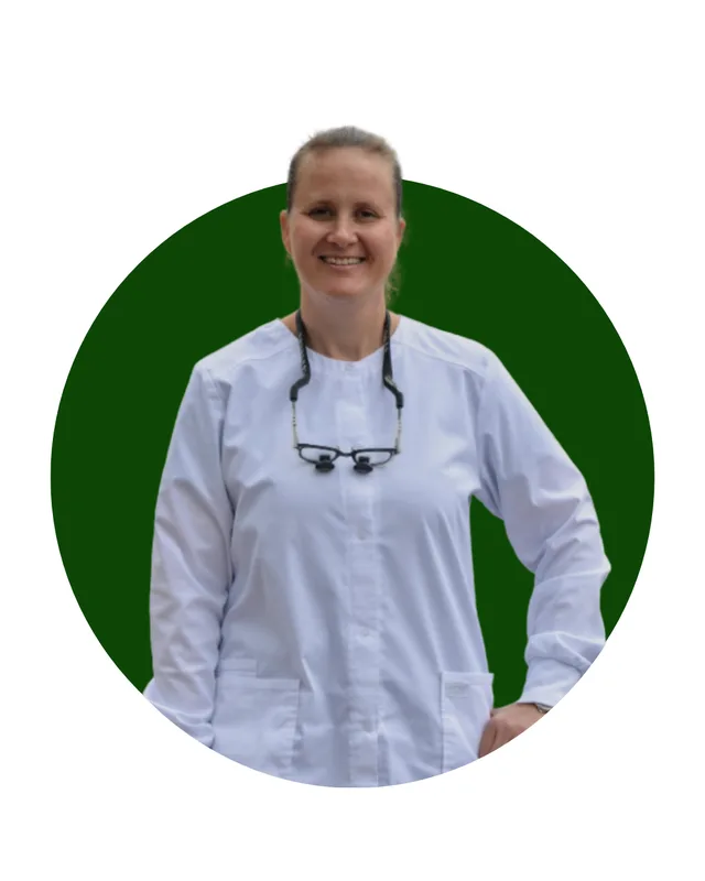 Photo of Dr. Erika Andriana Sachno, D.D.S., M.S.D.