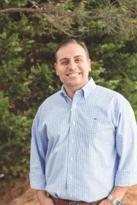 Photo of Dr. Ezat Mulki, DMD