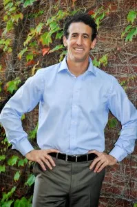 Photo of Dr. Garo Sirinian, DDS