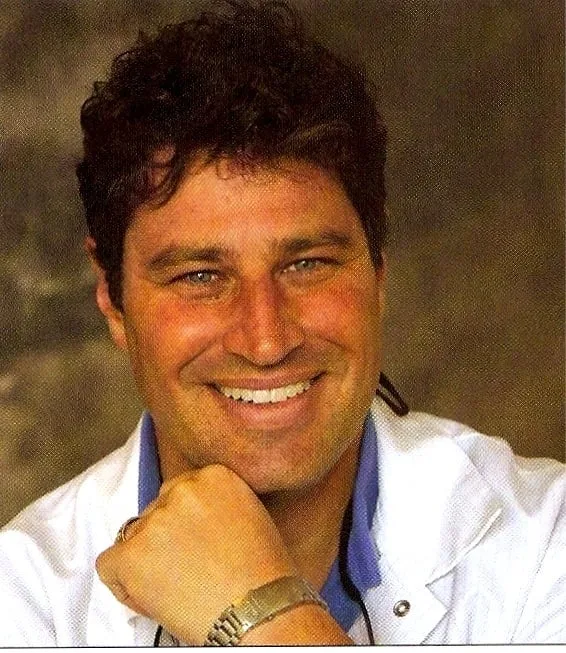 Photo of Dr. Gary S Crystal, DMD