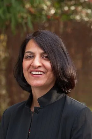 Photo of Dr. Geetika Chawla, BDS, MDS