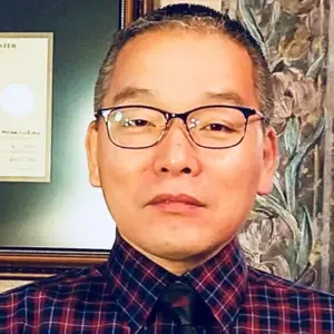 Photo of Dr. Jang Choi, DMD