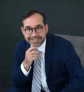 Photo of Dr. Javier Ernesto Martinez, DDS, MS, PA