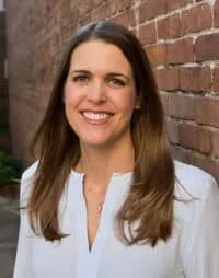 Photo of Dr. Jennifer Barton, DDS