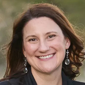 Photo of Dr. Jennifer Loucks Buren, D.D.D, M.S