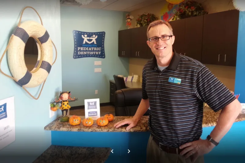 Photo of Dr. Lawrence Shults, D.D.S. MSD