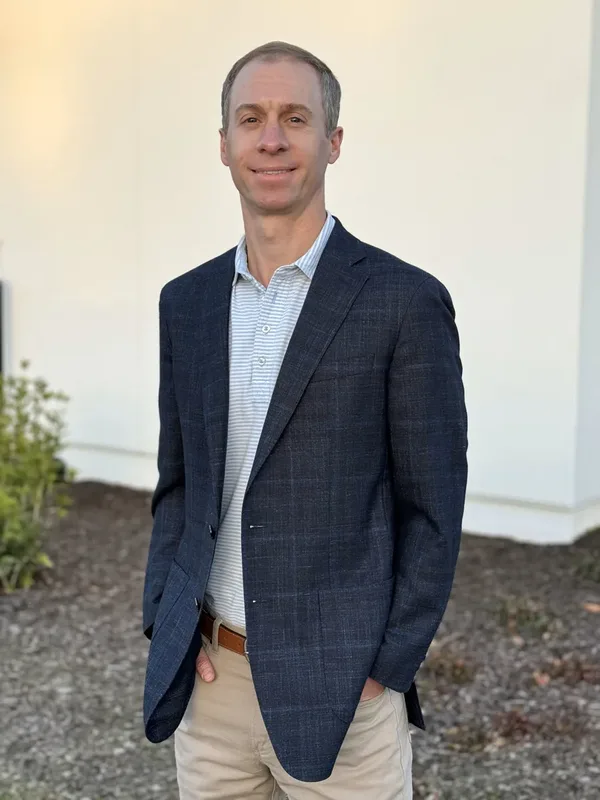 Photo of Dr. Lee J Andrews, D.M.D.