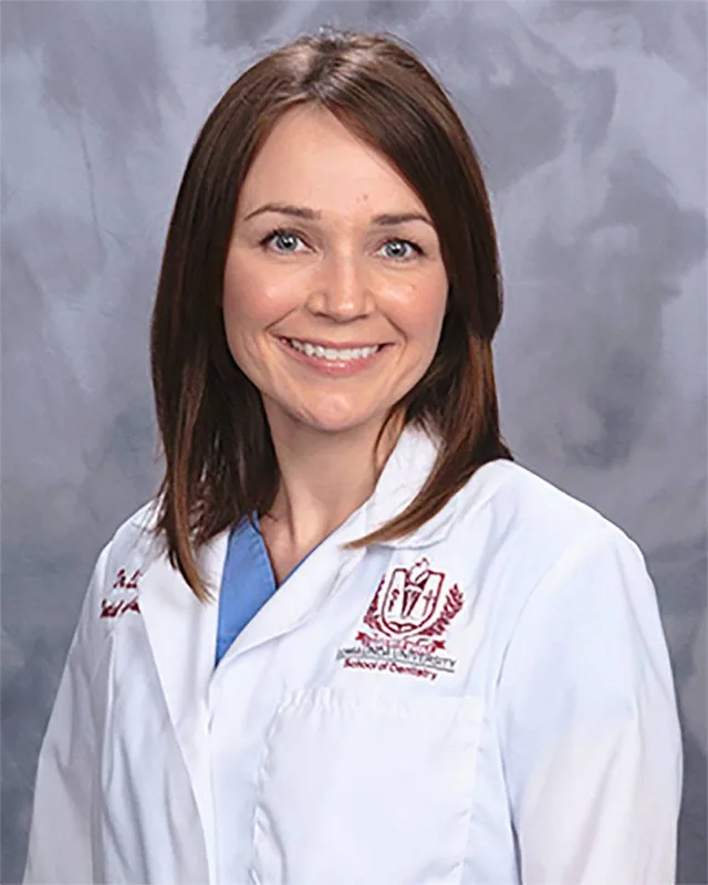 Photo of Dr. Lisa Marie Gortari, DDS