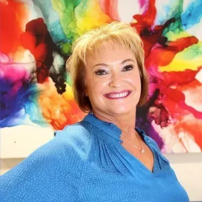 Photo of Dr. Lisa G. Richardson, DDS