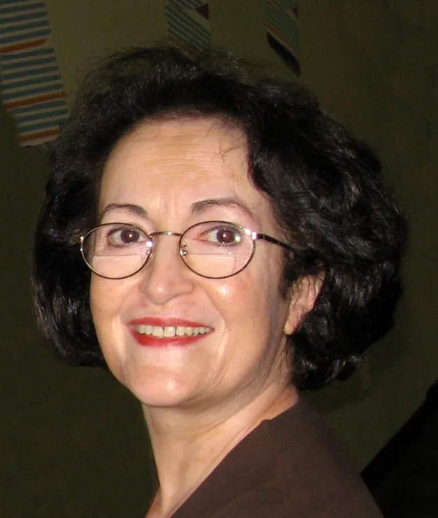 Photo of Dr. Masoomeh Eskandari, DDS