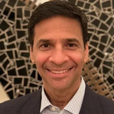 Photo of Dr. Mauricio Marcushamer, DDS