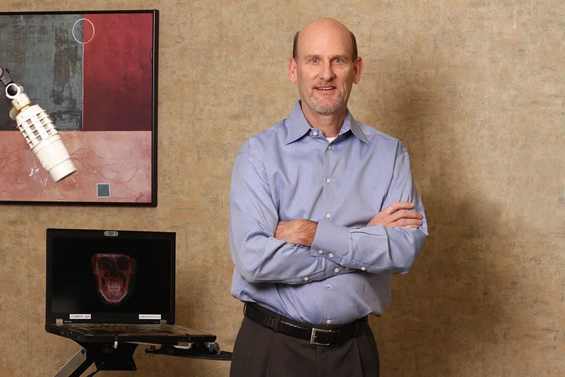 Dr. Michael Erhart