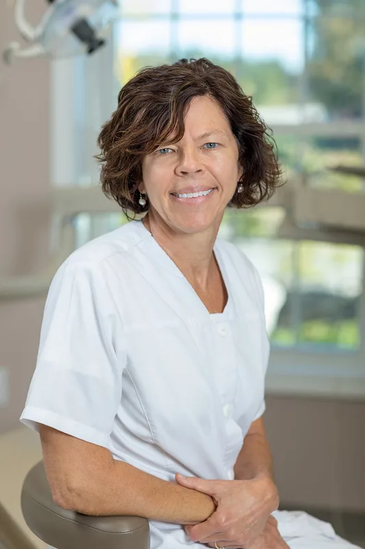 Photo of Dr. Michelle L Mazur-Kary, DDS