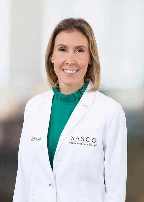 Photo of Dr. Michelle Grosso Neves, D.D.S
