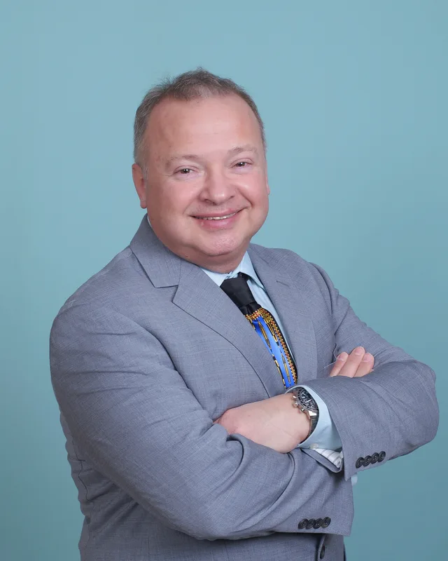 Photo of Dr. Periklis Proussaefs, DDS, MS