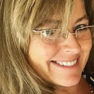 Photo of Dr. Rebecca Pechenik Elovic, DMD