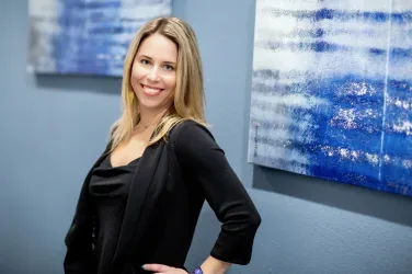 Photo of Dr. Reena Kuba, DDS,MS