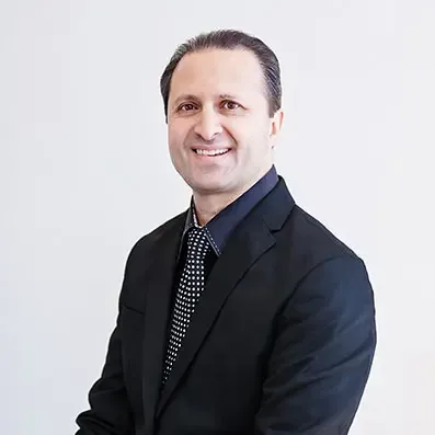 Photo of Dr. Robbie Hashem