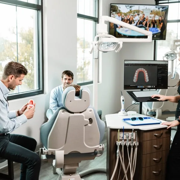 Photo of Dr. Robert B Amley, DDS