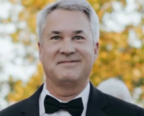 Photo of Dr. Robert Mark Pearson, D.M.D.