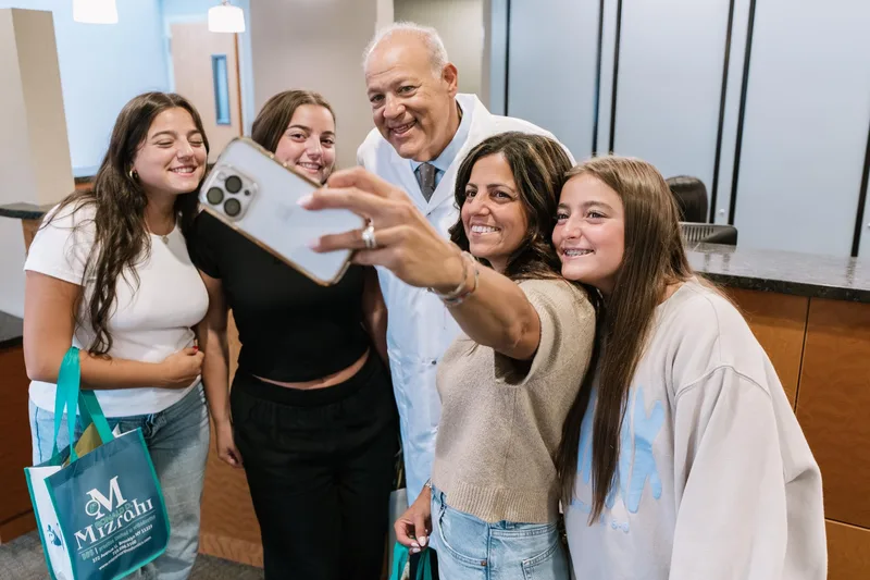 Photo of Dr. Ronald David Mizrahi, DDS