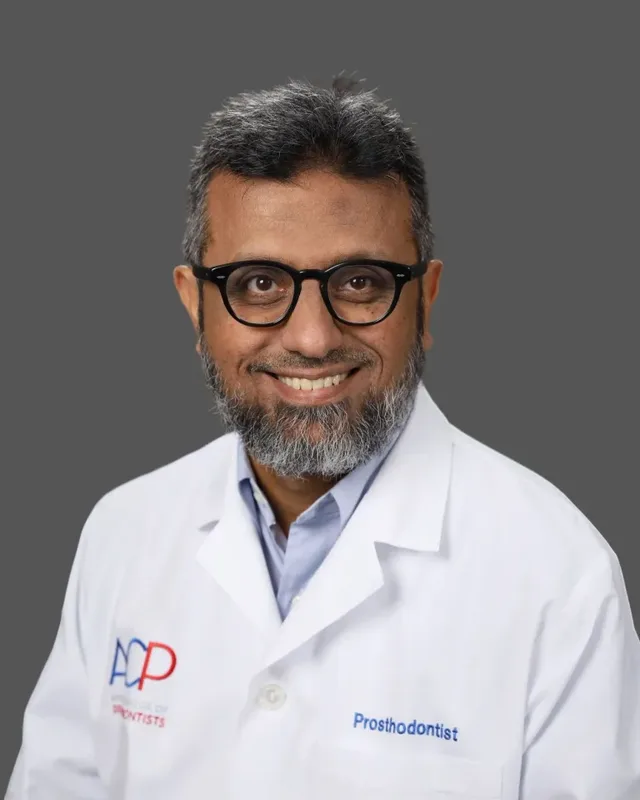 Photo of Dr. Salman Lakhani