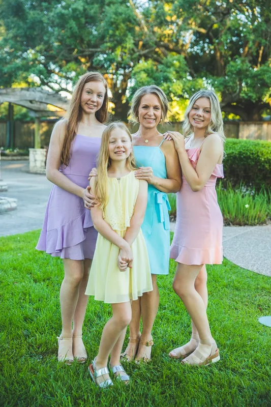 Photo of Dr. Sarah Burguieres Lowe, D.D.S.