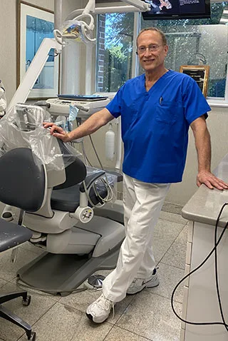 Photo of Dr. Stuart E. Chassen