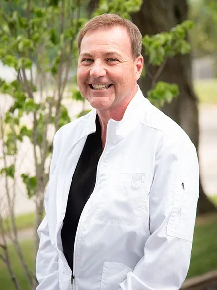 Photo of Dr. Thomas J Longos, DDS