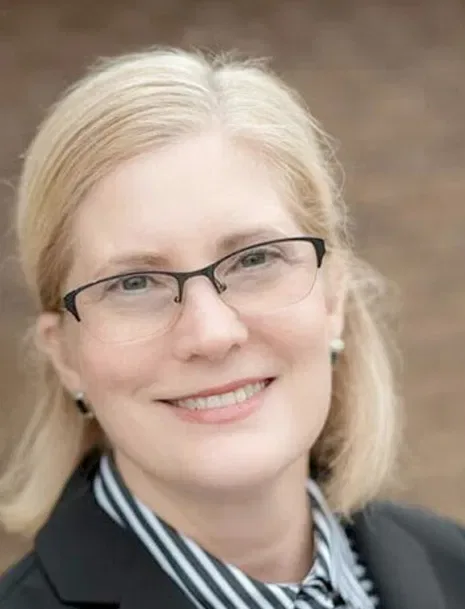 Photo of Dr. Valerie D Martone, D.M.D.