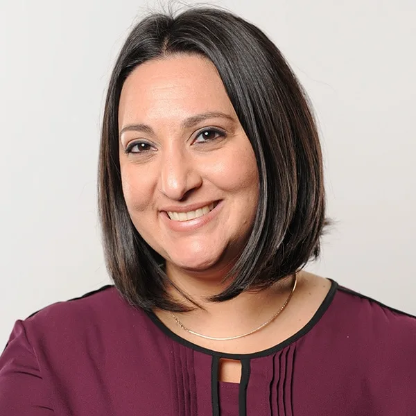 Photo of Dr. Vanesza Robles Salas, M.P.H., D.M.D.