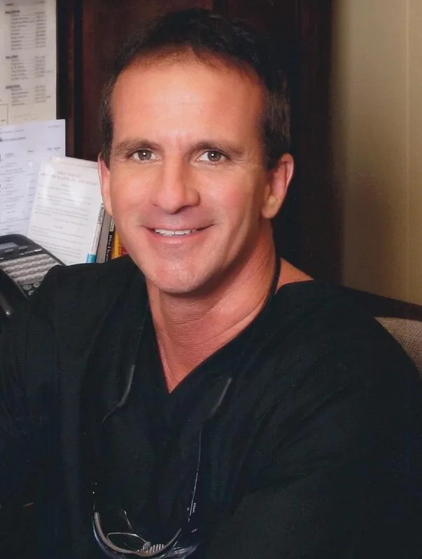 Photo of Dr. William Thomas Mckenzie, DMD, MS