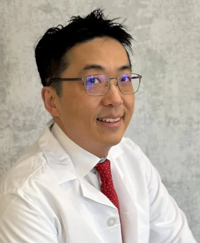 Photo of Dr. Yong Hur
